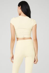 Short Sleeve Alo Yoga Alosoft Crop Finesse Světle Žluté | TQGNKUZ-76