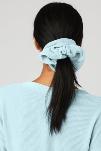 Čelenky Alo Yoga Chenille Oversized Scrunchie Blankyt | AUQSBWY-75