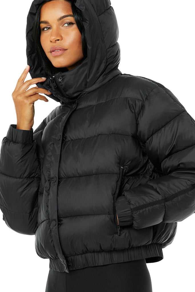 Bunda Puffer Alo Yoga Outlet Praha D msk Aspen Love Puffer ern