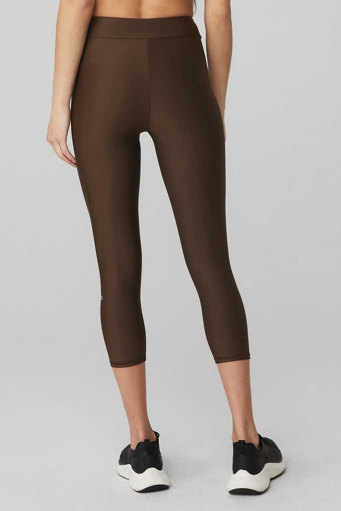 Legíny Alo Yoga Airlift High-Pasem Conceal-Zip Capri Káva | EWZHMGL-05