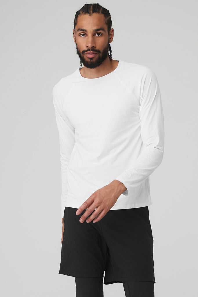 Long Sleeve Alo Yoga Idol Performance Tee Bílé | CBUWAPE-07