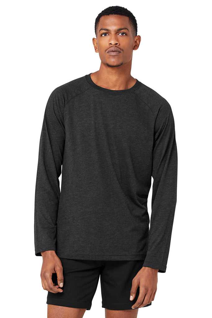 Long Sleeve Alo Yoga Triumph Tee Černé | QZCVFBT-35