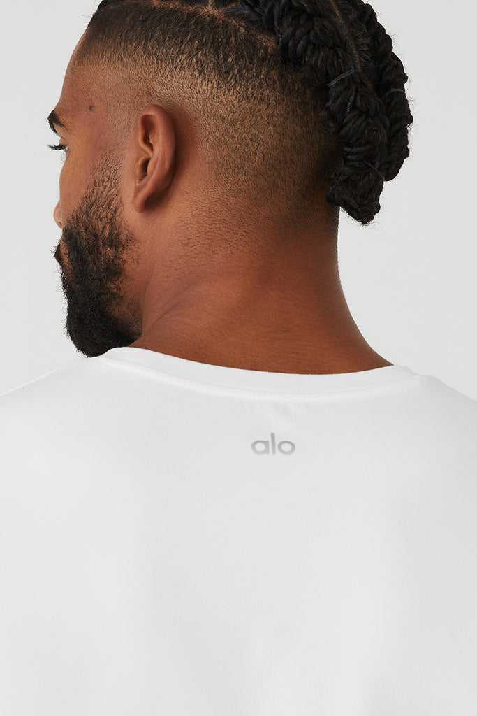 Short Sleeve Alo Yoga Conquer Reform Crewneck Bílé | GFVUKXS-19