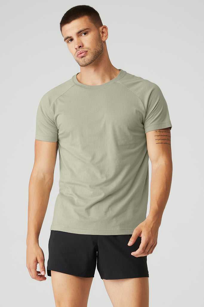 Short Sleeve Alo Yoga The Triumph Crew Neck Tee Citrón Zelene | VKCFAEX-37