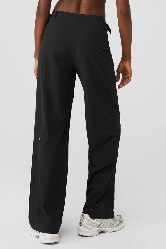 Sportovní Kalhoty Alo Yoga Mid-Rise Showdown Trouser Černé | MAHDKIL-03